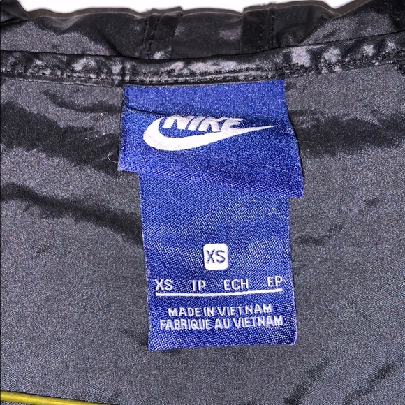 Nike throw over - Picture 3 of 5